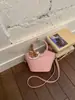 Primavera 2026 Nuevo Bolso de Mano de Moda Estilo Coreano Bolso Cubo Retro para Viajes Personificado de Alto Valor Bolso de Hombro Cruzado