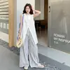 Verão 2026 Nova Moda Casual Rejuvenescedor Emagrecedor Simples Estilo Coreano Top Calça de Perna Larga Listrada Conjunto de Duas Peças Tendência