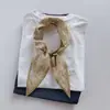 Lenço 100% Algodão Puro Respirável Amigo da Pele com Franjas para Mulheres, Estampa Paisley Vintage, Estilo Curto Versátil