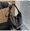 Novas Bolsas de Nicho para Mulheres 2025, Bolsa de Meia-Lua de Alto Padrão, Bolsa de Ombro Retrô, Bolsa de Ombro de Lona, Bolsa de Mão com Corrente