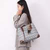 Bolsa Tote de Compras de Hong Kong Bolsa Grande Axila Bolsa para Pendular Feminina 2025 Nova Bolsa de Mão da Moda Bolsa de Ombro de Grande Capacidade