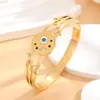 Pulsera de Acero de Titanio con Galvanizado al Vacío que No se Desvanece para Mujer, Pulsera de Trébol de Cuatro Hojas y Corazón de Lujo Ligero a la Moda Llena de Diamantes, Joyería de Alta Gama