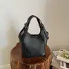Nova Bolsa de Ombro Casual Estilo Balde de Nicho 2026 Bolsa de Mão Versátil Estilo Coreano Bolsa Transversal para o Dia a Dia para Mulheres