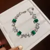 Pulsera geométrica cuadrada de circón estilo francés para mujer, moderna, de lujo ligero, sensación de alta gama, joyería dulce y versátil exquisita para mejores amigas