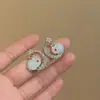 Pendientes de Borla de Metal y Perla Estilo Coreano de Lujo Ligero con Flores Afelpadas, Diamantes Brillantes, Felpa de Copo de Nieve, Pendientes Modernos y Versátiles