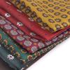 Lenço de peito Pequeno lenço quadrado Acessórios Padrão retrô masculino Flor escura Terno vermelho Lenço de bolso Novo terno de moda Acessórios da loja
