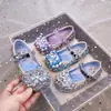 Zapatos de piel para niña, nueva colección primavera/otoño 2026, elegantes y a la moda, con pedrería brillante, zapatos de cristal estilo princesa, zapatos de actuación para niños