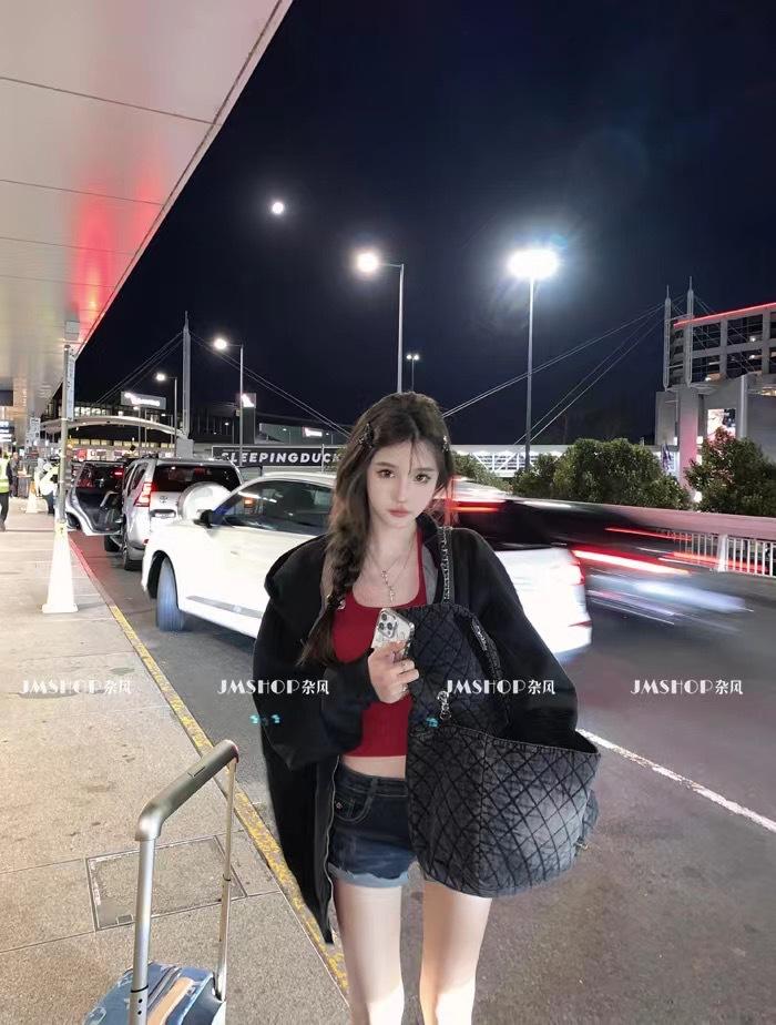 1cff12e5584511f1ead1ee34d9805d