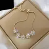 Pulsera de Flor de Zirconia para Mujer Pulsera de Celebridad de Internet Novia Estudiante Estilo Coreano Simple ins Diseño de Nicho Joyería de Mano Personalizada