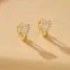 Pendientes S925 de Plata de Ley con Corazón Calado Simple y Dulce en Toda la Superficie Pendientes de Zirconia Microincrustada Versátiles de Nicho Lujo Accesible para Mujeres