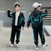 Traje para niño Primavera y Otoño Nuevo Cool Guapo Han Fan Calle Frita Sudadera con capucha para niño pequeño Niño grande Dos piezas Ropa infantil de moda