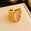 Anillo de Acero Inoxidable con Piedras Preciosas Chapado en Oro de 18K Estilo Retro Moda Transfronteriza Europea y Americana Anillo de Joyería de Mano Multielemento Estilo Mid-Century para Mujer