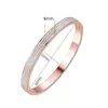Pulsera de Acero de Titanio Abierta Elegante Simple Incrustada con Diamantes Europea y Americana para Mujer Color Oro Rosa Antidesvanecimiento Moda Cyber Celebridad Lujosa Ligera Moderna