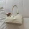 Bolso tote minimalista de estilo coreano con estampado de leopardo, nuevo para 2026, un bolso de hombro elegante y espacioso para el trabajo y los desplazamientos, también adecuado como bolso de axila