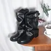 Nueva colección de otoño e invierno: Botines negros con hebilla de cinturón para mujer, con tacón grueso, efecto adelgazante, altura hasta la mitad de la pantorrilla y estilo retro tipo bota Martin.