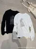 Camiseta estampada de manga larga estilo coreano, corte relajado, para mujer, nueva colección otoño 2026, cuello redondo, corte holgado, top moderno y estilizado
