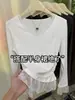 Camiseta básica elegante de manga larga con ribete de encaje estilo minimalista, nueva camiseta versátil de cuello en V ajustada para mujer