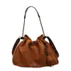 Bolsa Transversal Grande Capacidade Plissada com Cordão Feminina Sensação de Alto Padrão 2025 Nova Casual Retrô Comute Bolsa de Ombro Tote