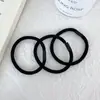 Conjunto de 3 Elásticos Simples para Cabelo Grisalho, Estilo Moderno e Versátil, com Estojo Pequeno de Couro Sintético para Mulheres