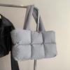 Nueva Bolsa de Plumas Transfronteriza, Ropa de Algodón, Bolso de Mujer, Bolso Espacial Simple Relleno de Algodón, Bolso Tote, Bolso de Hombro a Cuadros Suave