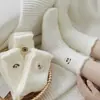 Calcetines de Invierno Nuevos de Animales de Dibujos Animados de Terciopelo de Visón Cálidos de Caña Media Calcetines Blancos Peludos para Dormir Calcetines Rellenos para Mujer