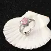 Atmosférico, luxo leve, transfronteiriço, em forma de coração, cravejado de diamantes, design de anel aberto, linhas geométricas, festa, coração de pêssego, acessório de anel da moda