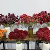 Flores Artificiales Serie Roja Estilo Chino para Bodas, Arreglos Florales para Pasillo de Boda, Flores de Mesa, Decoración Principal de Fondo, Flores de Seda Artificial de Alta Calidad al por Mayor