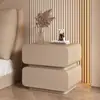 Mesita de noche tipo crema, mesita de noche moderna simple de madera maciza y cuero, mini armario de almacenamiento minimalista ultraestrecho para dormitorios pequeños