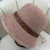 Nuevo Estilo Primavera/Verano 2024 Sombrero de Pescador Calado con Correa de Cadena, Ala Ancha Ajustable, Elegante Sombrero de Cubo con Ala Grande para el Sol