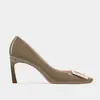 Tacones Cuadrados con Hebilla Rv Modelo Nuevo 2026 Zapatos de Piel de Oveja para Mujer con Punta Cuadrada Estilo Profesional Hebilla Cuadrada Tacón de Aguja Boca Baja Rojo