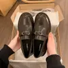Sapatos Loafers Femininos Couro Macio Salto Bloco Estilo Nicho para o Dia a Dia 2026 Primavera e Outono Estilo Francês Preto Estilo Britânico Sapatos de Couro