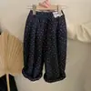 Conjunto de Outono e Inverno para Meninas 2026 Novo Estiloso Roupa para Bebê Menina Suéter Engrossado Estilo Coreano Calça Casual com Forro de Pelúcia Conjunto de Duas Peças Tendência