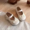 Zapatos de Cuero para Niñas 2026 Primavera y Otoño Nuevos Estilo Coreano Zapatos de Princesa para Niños Suela Suave Zapatos Planos para Bebé Niña con Lazo