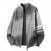 Cardigan Masculino de Tricô com Zíper e Gola Alta, Estilo Inverno Light Luxury, Casual, Toque de Luxo, Modelagem Solta, Confortável