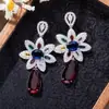Novos Brincos de Flor com Zircônia 2023 Brincos de Cristal Micro Luxuosos Acessórios para Vestido de Banquete Brincos Pendentes de Prata