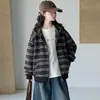 Ropa exterior de primavera y otoño para niñas 2026 nuevo lindo cárdigan con cremallera de dibujos animados sudadera con capucha chaqueta holgada para mujer moderna