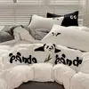 Juego de Cama Individual de Cuatro Piezas Grado A para Maternidad e Infancia Sábana Funda de Edredón Ropa de Cama Dormitorio de Estudiante Juego de Tres Piezas Venta Directa de Fábrica