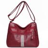 Bolsa Fashion para Mãe de Meia-Idade Bolsa Transversal de Couro Macio Casual para Mulheres Bolsa de Ombro com Design de Nicho Bolsa Transversal Vintage Cravejada de Diamantes