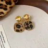 Pendientes Cuadrados de Corazón con Estampado de Leopardo Color Café Aguja de Plata, Pendientes de Lujo Ligero de Gama Alta, Pendientes Retro Estilo Maillard al por Mayor