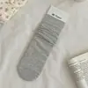 Calcetines Finos de Color Sólido a Media Pantorrilla para Mujer de Primavera y Verano, Calcetines Transpirables Sin Costuras Simples y Versátiles, Calcetines Holgados Estilo Japonés con Rayas Verticales