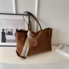 Bolsa Vintage Fosca para Mulheres de Grande Capacidade 2024 Nova Bolsa de Ombro Casual para Todos os Anos Outono e Inverno Bolsa Tote de Trabalho