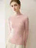 Camiseta de punto base para mujer de cachemir 100% puro para otoño e invierno con cuello semi-alto, suave y amigable con la piel, suéter pullover de prêt-à-porter de primera línea