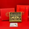 Adorno de pintura en relieve de cobre de oro negro "Tres Carneros Traen Prosperidad" de oro 999 puro, un regalo conmemorativo de negocios para eventos de inauguración de tiendas de empresas