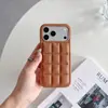 Funda iPhone 17 de tono oscuro, lujo ligero, patrón de lichi, funda rígida de enfriamiento semi-cubierta 17 Pro, funda para teléfono 16 Pro Max