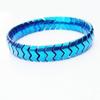 Pulsera para hombre de venta caliente transfronteriza tipo W de aleación azul no magnética fila de mano fábrica directa estilo simple europeo y americano para hombre