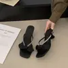 Sandalias de Verano 2026 Estilo Nuevo para Mujer con Lazo, Pedrería, Tacones Gruesos, Versátiles, Dulces y Delicadas, Mocasines de Punta Cuadrada