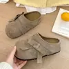 Pantuflas cerradas retro de plataforma para mujer, adecuadas para usar al aire libre, nuevo modelo de verano 2026, combínalas con faldas, mules de suela blanda, zapatos estilo Birkenstock