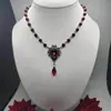 Collar Gargantilla de Borla con Gota de Agua y Perlas Rojas de Alto Gama Estilo Coreano para Mujer, Cadena para Clavícula con Colgante Versátil de Lujo Ligero