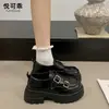 Mocassins Plataforma de Couro Genuíno com Fivela Feminino 2026 Outono Novo Estilo Britânico Retrô Sapatos Pequenos de Couro Sapatos Individuais