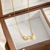 Novo Colar de Flores em Zircônia Dourada com Inlay de Zircônia de Cobre Personalizado, Moda Transfronteiriça Europeia e Americana, Colar Versátil Exquisito de Nicho para Mulheres